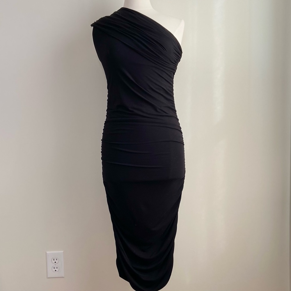 Isabella Oliver Asymmetric Midi-Dress